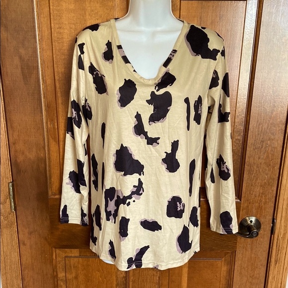 Haute Edition Women's V-Neck Leopard Print Inspired Top Size Small NWTS - Picture 1 of 10